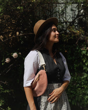 Lade das Bild in den Galerie-Viewer, FRANZI BUMBAG - Cord