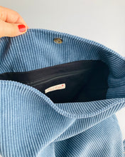 Lade das Bild in den Galerie-Viewer, Kira Rucksacktasche | Cord