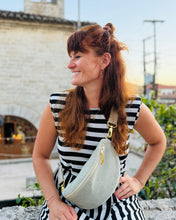 Lade das Bild in den Galerie-Viewer, ELISA Bauchtasche fester Cord Mintgrün handmade