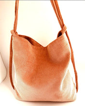 Lade das Bild in den Galerie-Viewer, FRANZI Rucksacktasche | Cord