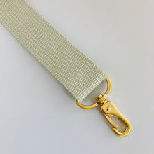 Lade das Bild in den Galerie-Viewer, Hellgrau