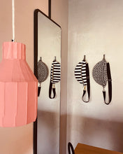 Lade das Bild in den Galerie-Viewer, TRAUDL BUMBAG