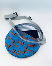 Lade das Bild in den Galerie-Viewer, LIV Bumbag, MINI