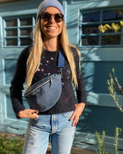 Lade das Bild in den Galerie-Viewer, KIRA BUMBAG - Cord