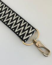 Lade das Bild in den Galerie-Viewer, Zickzack Schwarz verstellbarer Taschengurt für Bauchtasche 38mm breit