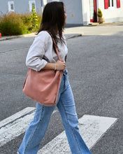 Lade das Bild in den Galerie-Viewer, FRANZI Rucksacktasche | Cord