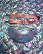 Lade das Bild in den Galerie-Viewer, INI BUMBAG