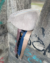 Lade das Bild in den Galerie-Viewer, NICKI BUMBAG - Cord