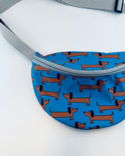 Lade das Bild in den Galerie-Viewer, LIV Bumbag, MINI