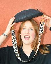 Lade das Bild in den Galerie-Viewer, MAREIKE BUMBAG