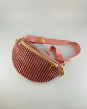Lade das Bild in den Galerie-Viewer, *NEW* CHRISTINA BUMBAG - Cord