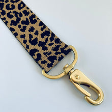 Lade das Bild in den Galerie-Viewer, Leomuster