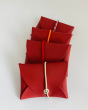 Lade das Bild in den Galerie-Viewer, Mini Geldbeutel Weinrot