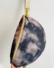 Lade das Bild in den Galerie-Viewer, AUDREY BUMBAG