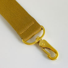 Lade das Bild in den Galerie-Viewer, Curry