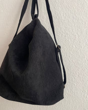 Lade das Bild in den Galerie-Viewer, Micha Rucksacktasche schwarz