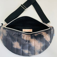 Lade das Bild in den Galerie-Viewer, AUDREY BUMBAG