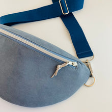 Lade das Bild in den Galerie-Viewer, FLORENTINE Bauchtasche - limitiert