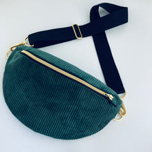 Lade das Bild in den Galerie-Viewer, INA BUMBAG - Cord