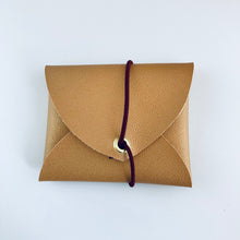 Lade das Bild in den Galerie-Viewer, Geldbeutel Champagner