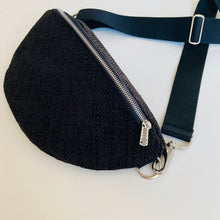 Lade das Bild in den Galerie-Viewer, BÄRBEL BUMBAG