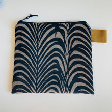 Lade das Bild in den Galerie-Viewer, Anna Täschchen