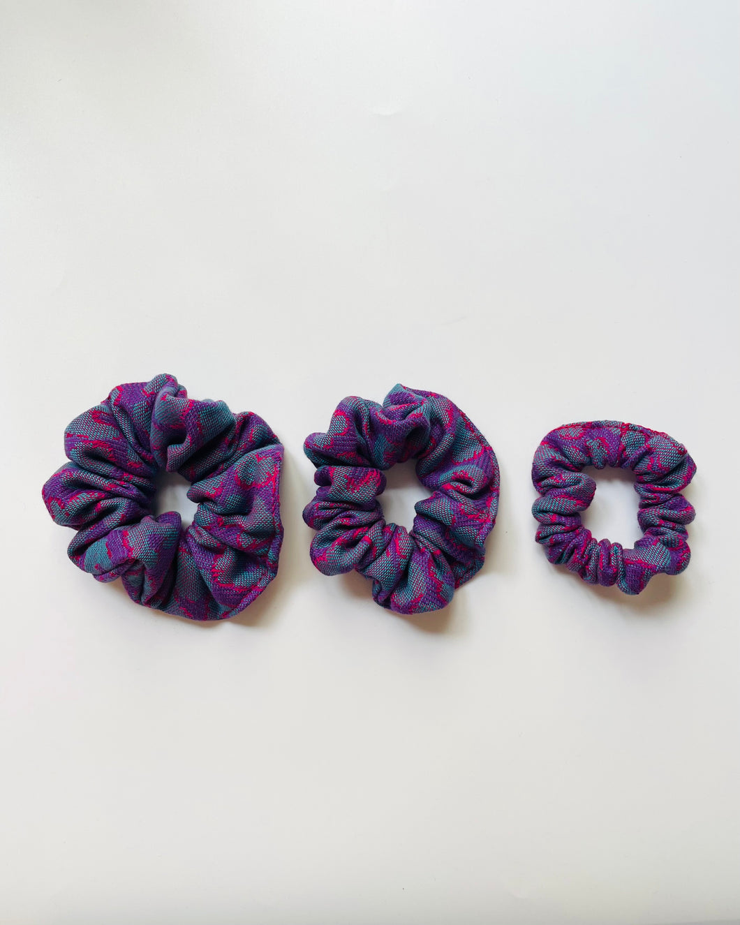 MARIANNE Scrunchie - Blau-Pink