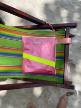 Lade das Bild in den Galerie-Viewer, *NEU* Beach Bag – Pink Segelstoff

