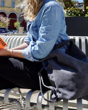 Lade das Bild in den Galerie-Viewer, 3-in-1 Rucksacktasche, Theresa, Grau
