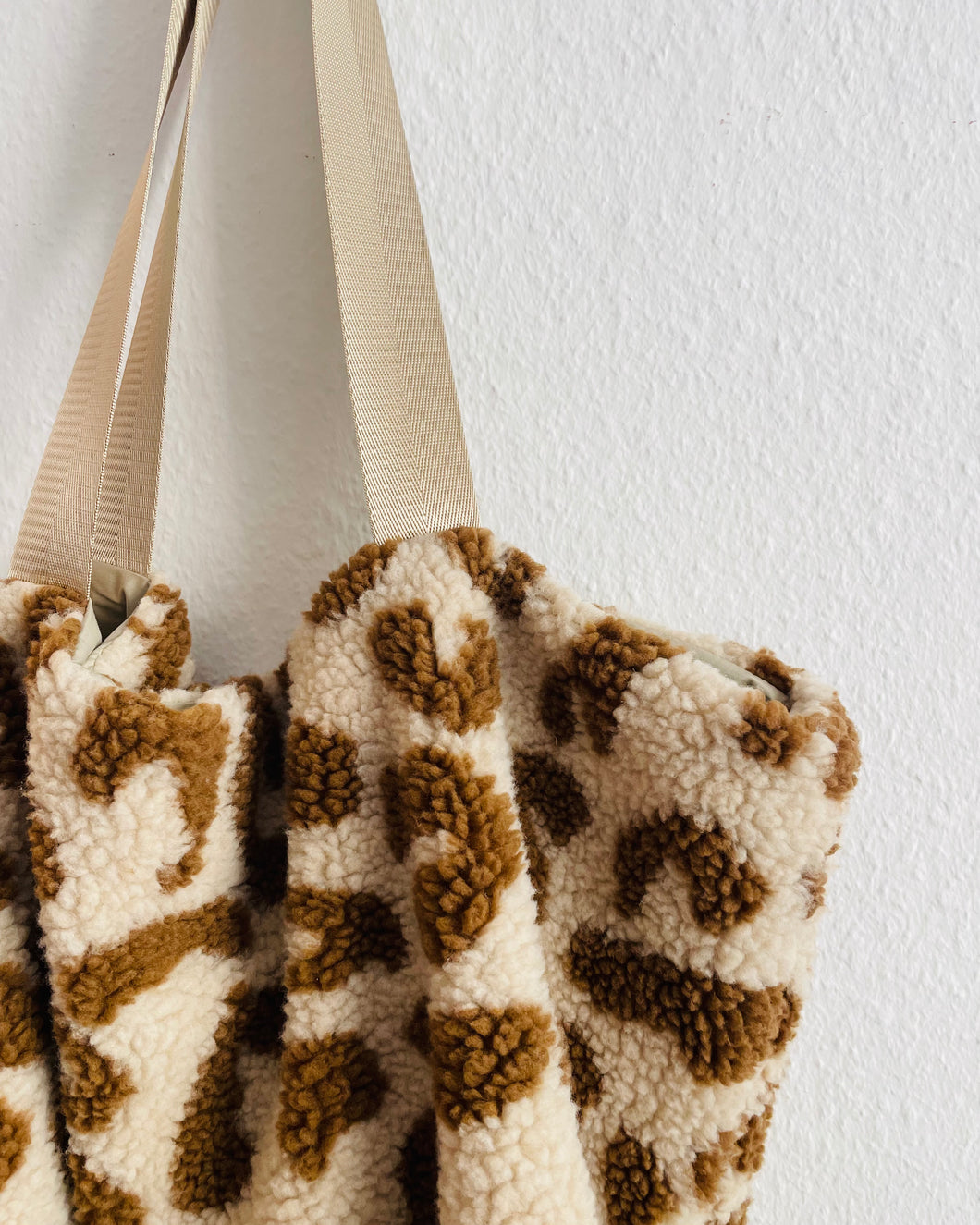 Leo Shopper