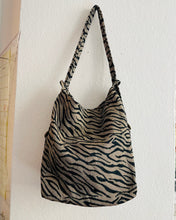 Lade das Bild in den Galerie-Viewer, JULE 3-in-1 Rucksacktasche Jacquard
